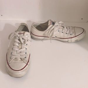 Low top Converse